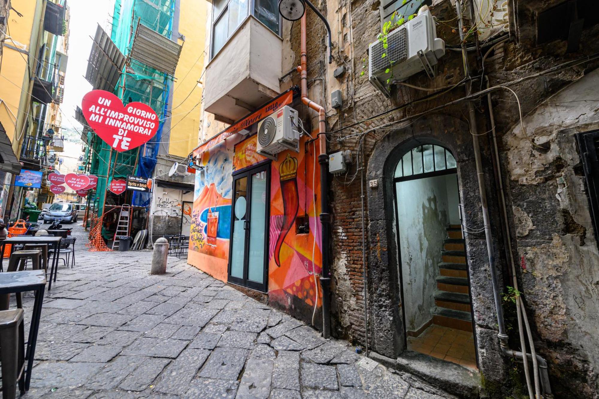 El Barrio In Bed Apartment Naples Exterior photo
